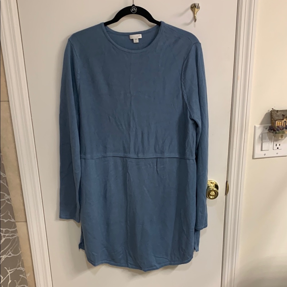 J. Jill Blue Crew Neck Sweater with Classic Design